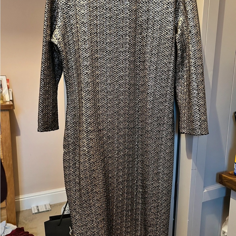 APRICOT Monochrome Long Sleeve Dress